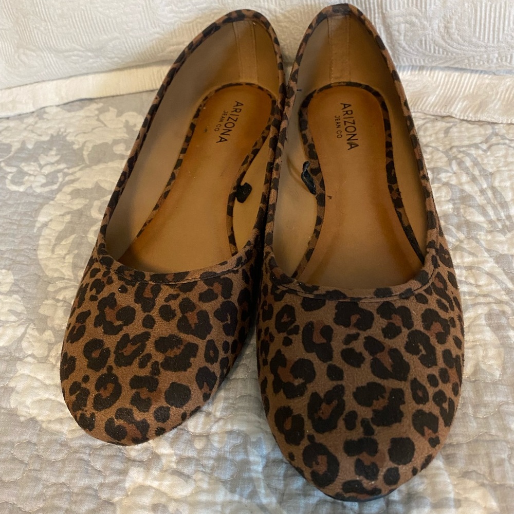 Leopard print flats size 10
